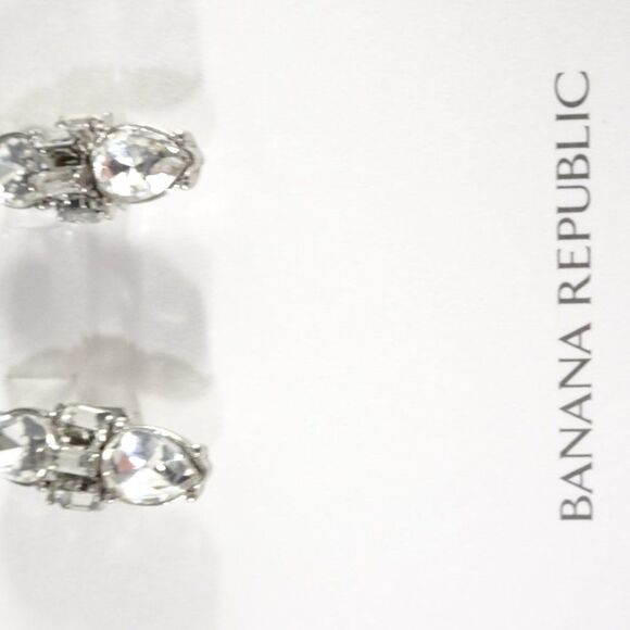 Banana Republic Silver Crystal Arrow and Solitaire Stud Earrings Set 2 NWT 38 29 - Picture 11 of 13